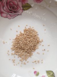 可口香酥薄煎饼做法图解4)