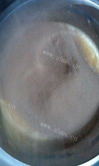 饱满的可可蛋糕做法图解5)