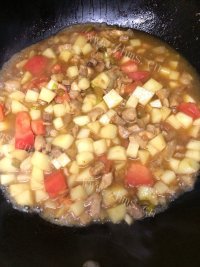 土豆炒米饭做法图解8)