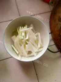 特下饭的酸菜鱼做法图解3)