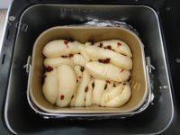 自己做的千层蔓越莓吐司做法图解11)