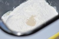 自制黑芝麻土司做法图解2)