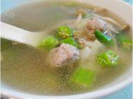 肉丸鲜百合秋葵汤的做法图解八