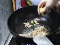 「DIY美食」炒年糕做法图解11)