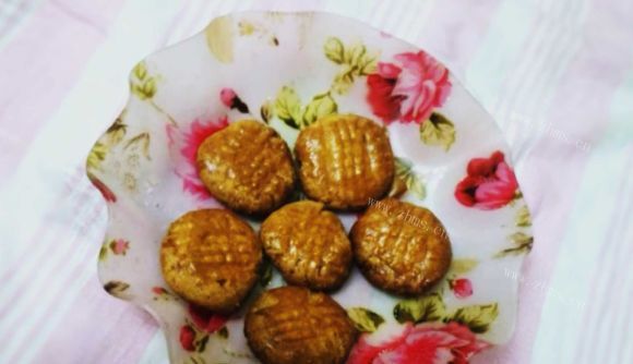 香喷喷的肉松饼干