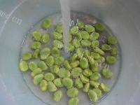 美味的咖喱茭白蚕豆做法图解2)