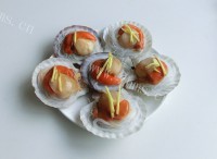 美味的蒜蓉粉丝蒸扇贝做法图解11)