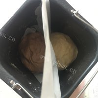 自制双色吐司做法图解3)