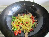 「首发」榨菜香菇炒肉丝做法图解9)