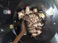 美味的羊肉炖山药做法图解5)