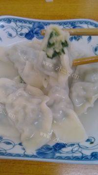 美味猪肉韭菜馅饺子做法图解7)