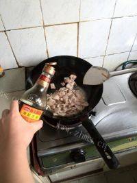 下饭菜猪肉炒豆角做法图解5)