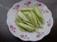 黄瓜蛋花汤做法图解1)