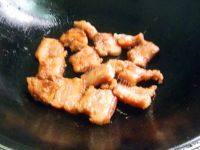 家常菜土豆扣肉做法图解3)