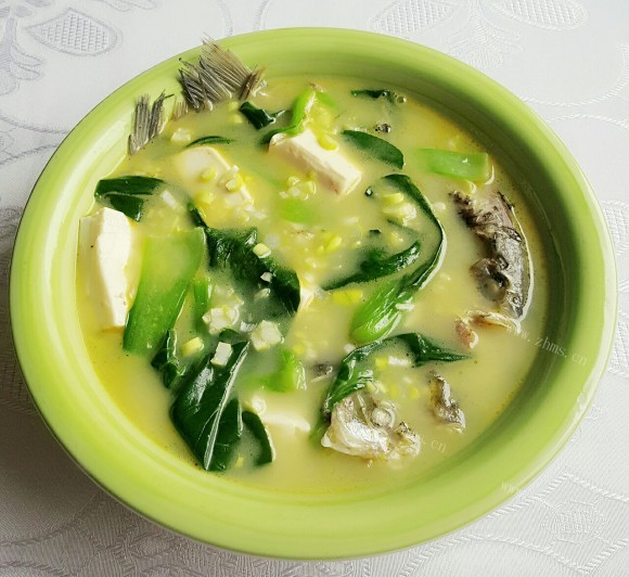 色香味浓的鲫鱼豆腐汤
