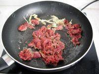 「念念不忘」小炒牛肉做法图解5)