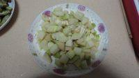 家常菜土豆炖芸豆做法图解1)