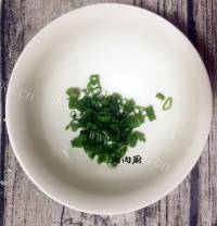 香气浓郁的重庆口水鸡做法图解15)