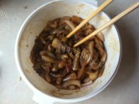 家庭版酱爆鱿鱼做法图解1)