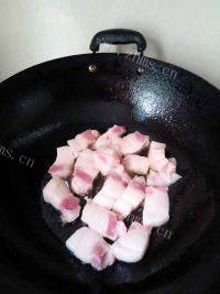 土豆烧肉做法图解1)