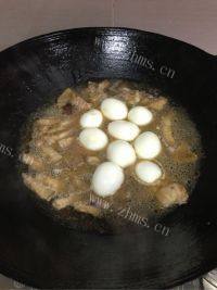 美味的红烧肉卤蛋做法图解4)