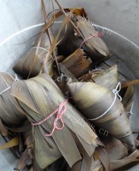 美味可口的蜜枣粽子做法图解4)