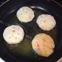 自制香煎土豆饼做法图解10)