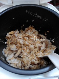 香菇芋头焖饭做法图解5)