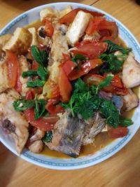家常菜豆腐焖鱼