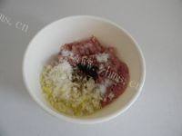 美味的冬瓜肉丸汤做法图解4)