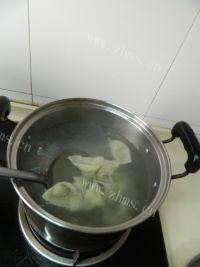 鸡汤菜肉馄饨做法图解16)