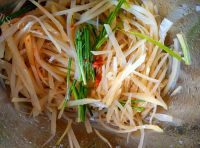 家常菜凉拌土豆丝做法图解9)