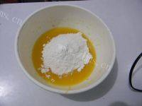 「手工美食」原味戚风蛋糕做法图解3)