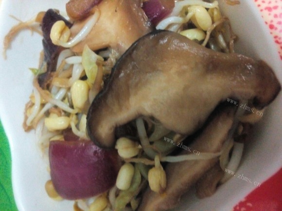 家常香菇炒豆芽