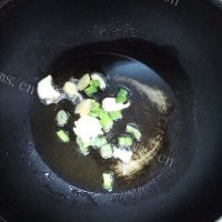 白菜炖豆腐的做法图解三