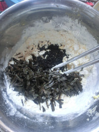 海苔芝麻阿拉棒做法图解5)