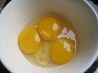 家常鸡蛋莴笋丝做法图解2)