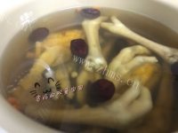 养生药膳浸鸡脚做法图解8)