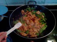 下饭的尖椒炒干豆腐