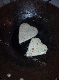 可口的爱心红枣饼做法图解11)