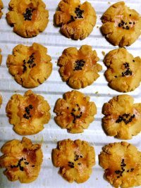 自制芝麻酥做法图解7)