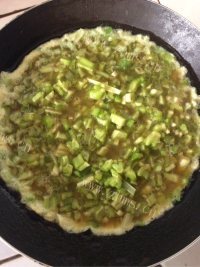 喷香的苦瓜煎蛋做法图解5)