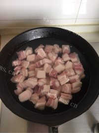家常菜红烧肉做法图解2)