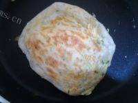 美味的鸡蛋灌饼做法图解6)