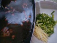 「DIY美食」芹菜猪肉饺子做法图解6)
