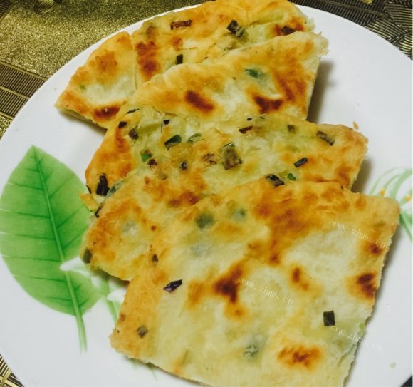 玉盘珍馐的家常葱油饼