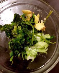 鲜美可口的海蛎子豆腐汤做法图解3)