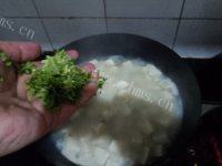 口感丰富的海蛎豆腐汤