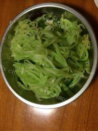 家常菜清炒莴笋丝