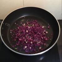 好吃的紫金兰香葱煎饼做法图解4)